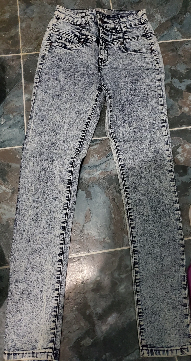 Set of 7 assorted jeans thumbnail