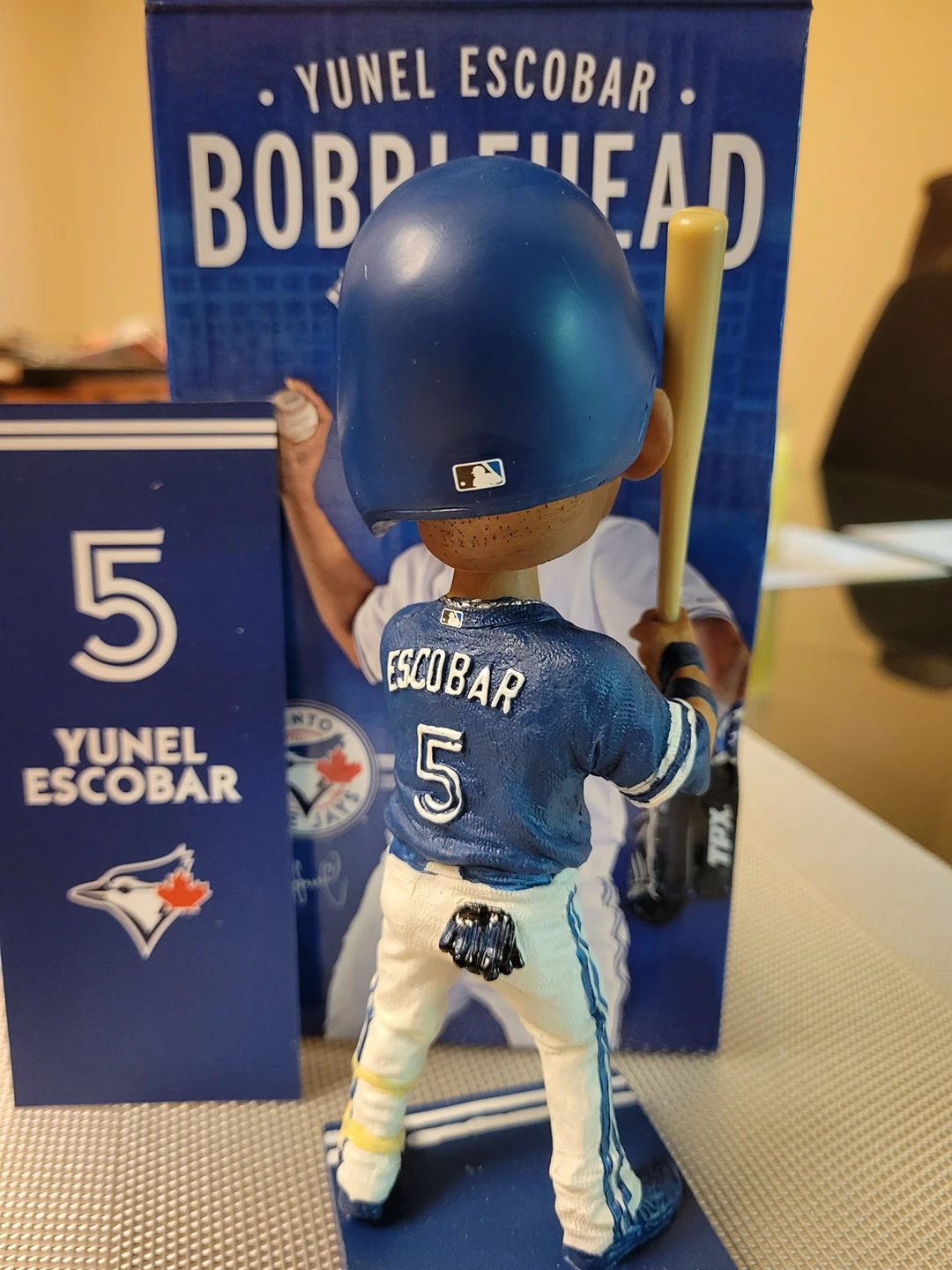 Yunel Escobar 2012 Booblehead image indicator(3)