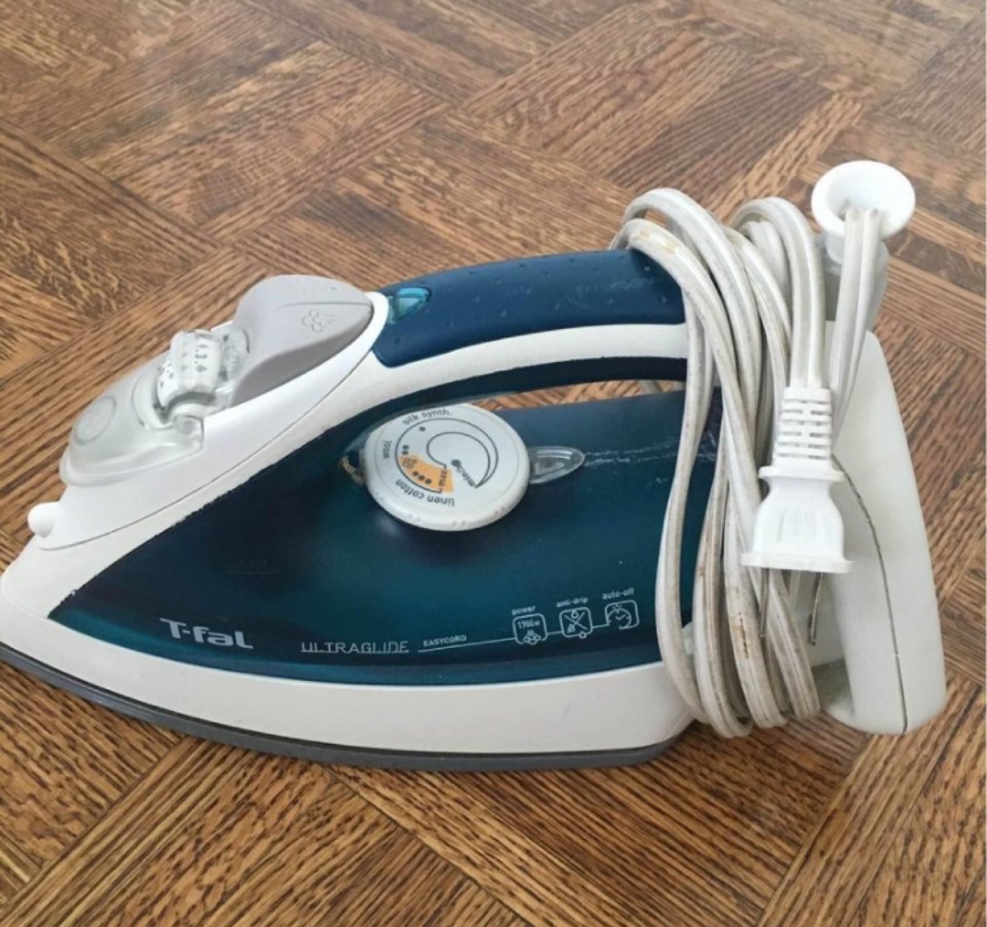Iron T-fal thumbnail
