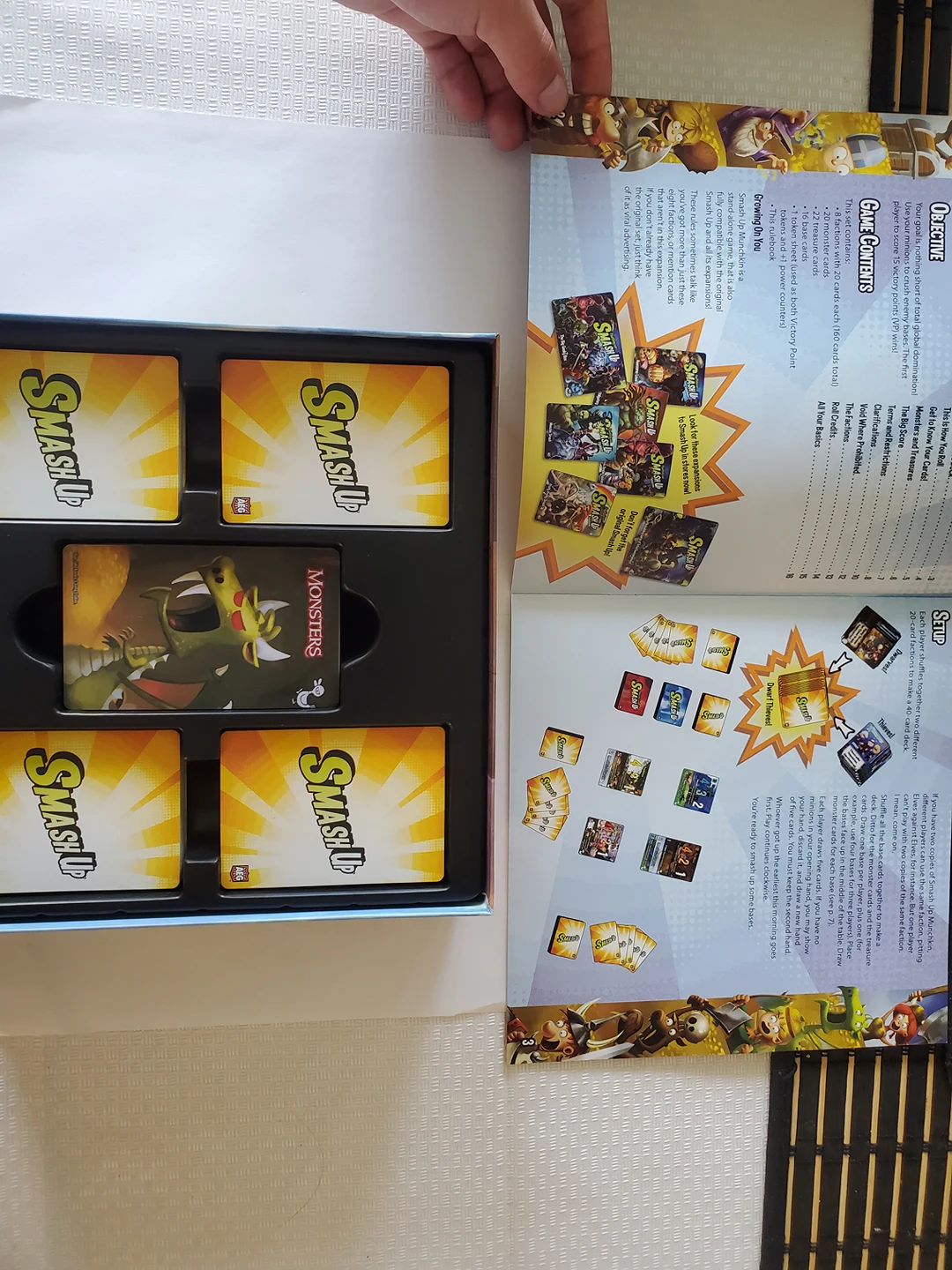 Smash Up x Munchkin (Board Game) image indicator(2)