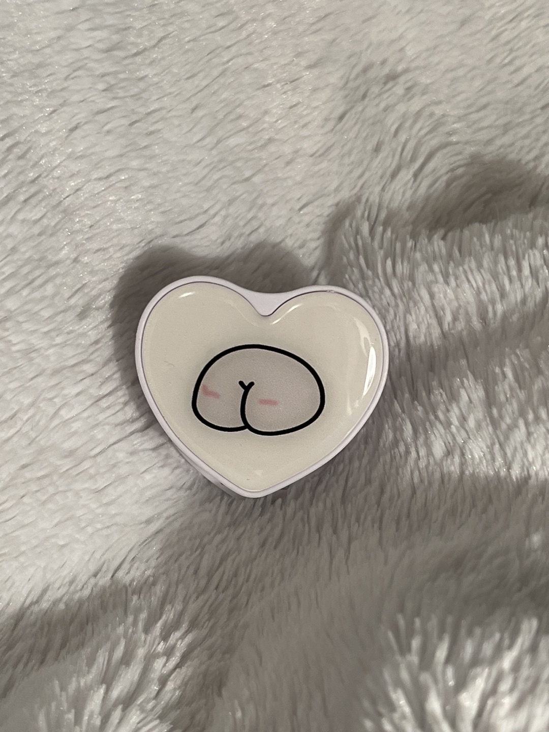 Cute Booty Cheeks Heart Phone Holder Pop Socket thumbnail