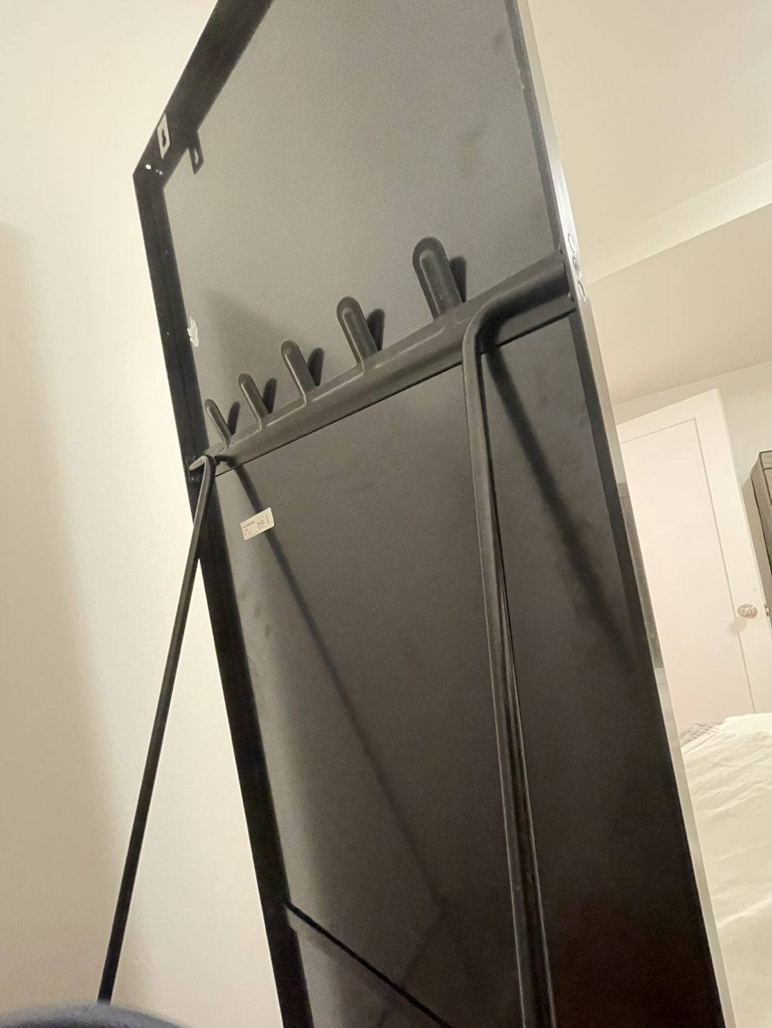 Ikea standing mirror - black - photo 3