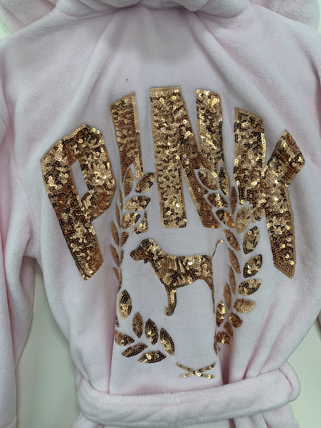 Pink bathrobe with gold sequence logo,Sherpa linen. - photo 3