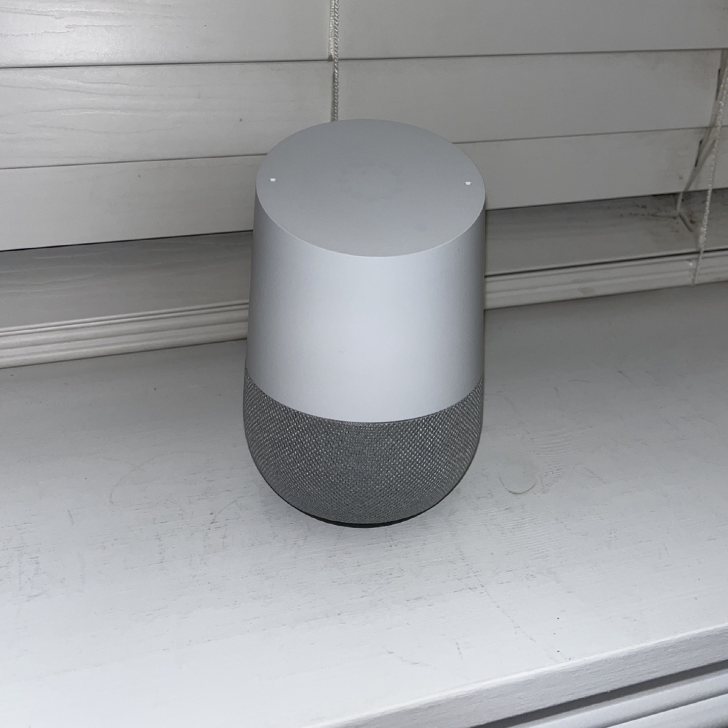 [LIKE NEW] Google Home smart speaker & assistant - photo 3