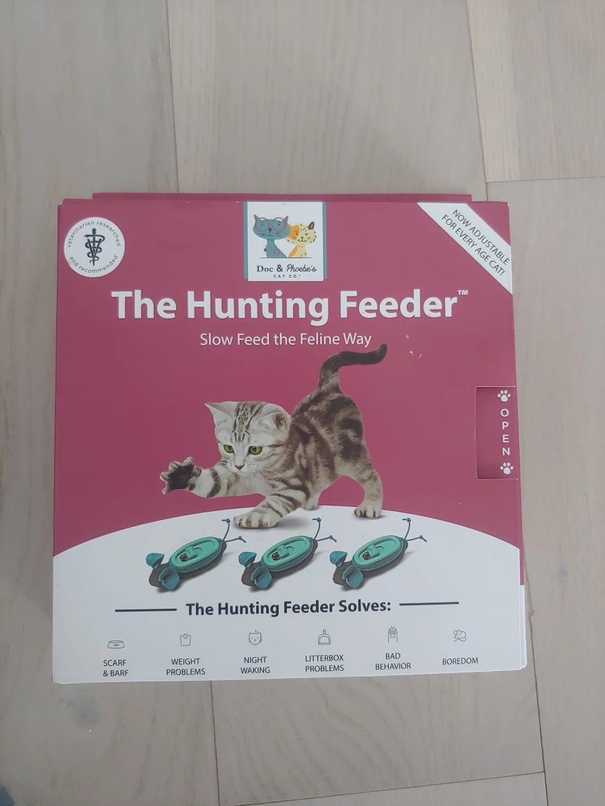 Cat toy/feeder thumbnail