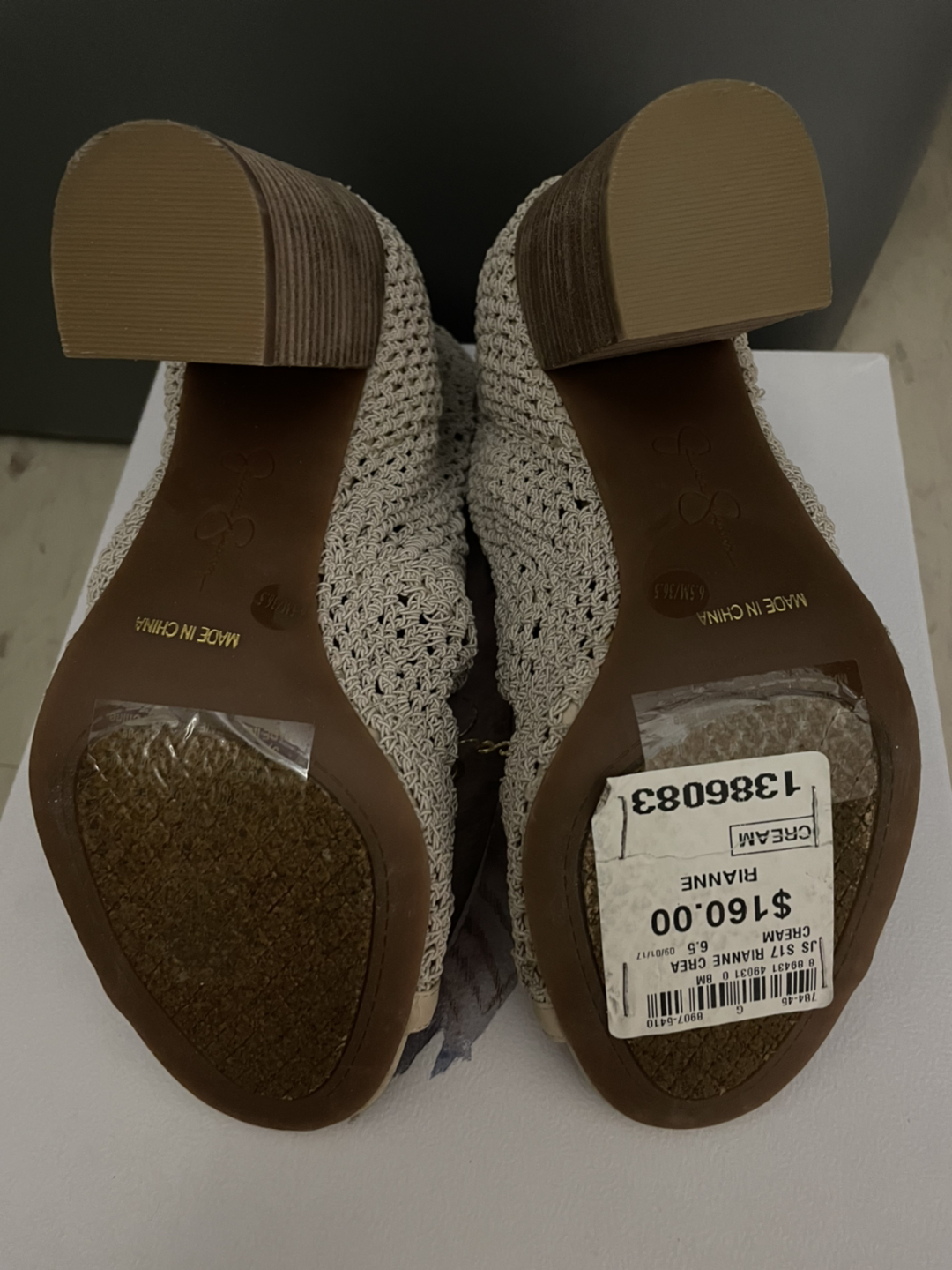 New Women Sandals size 6.5 - photo 3