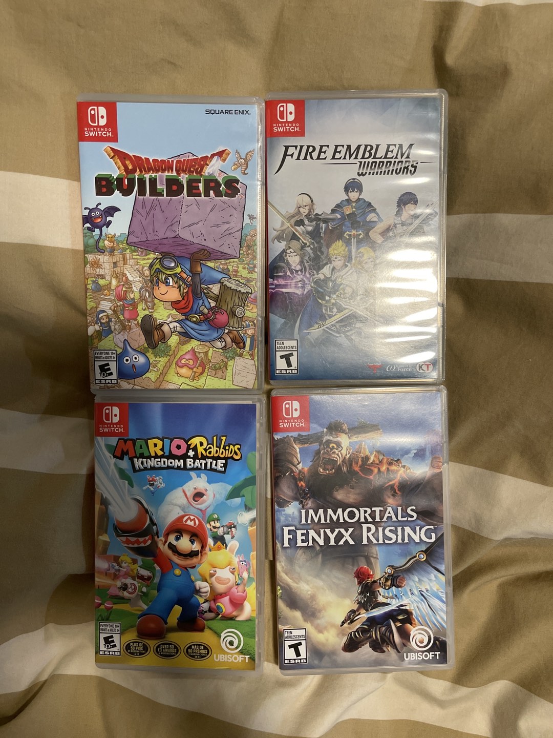 Nintendo Switch + all accessories + 4 free games - photo 2