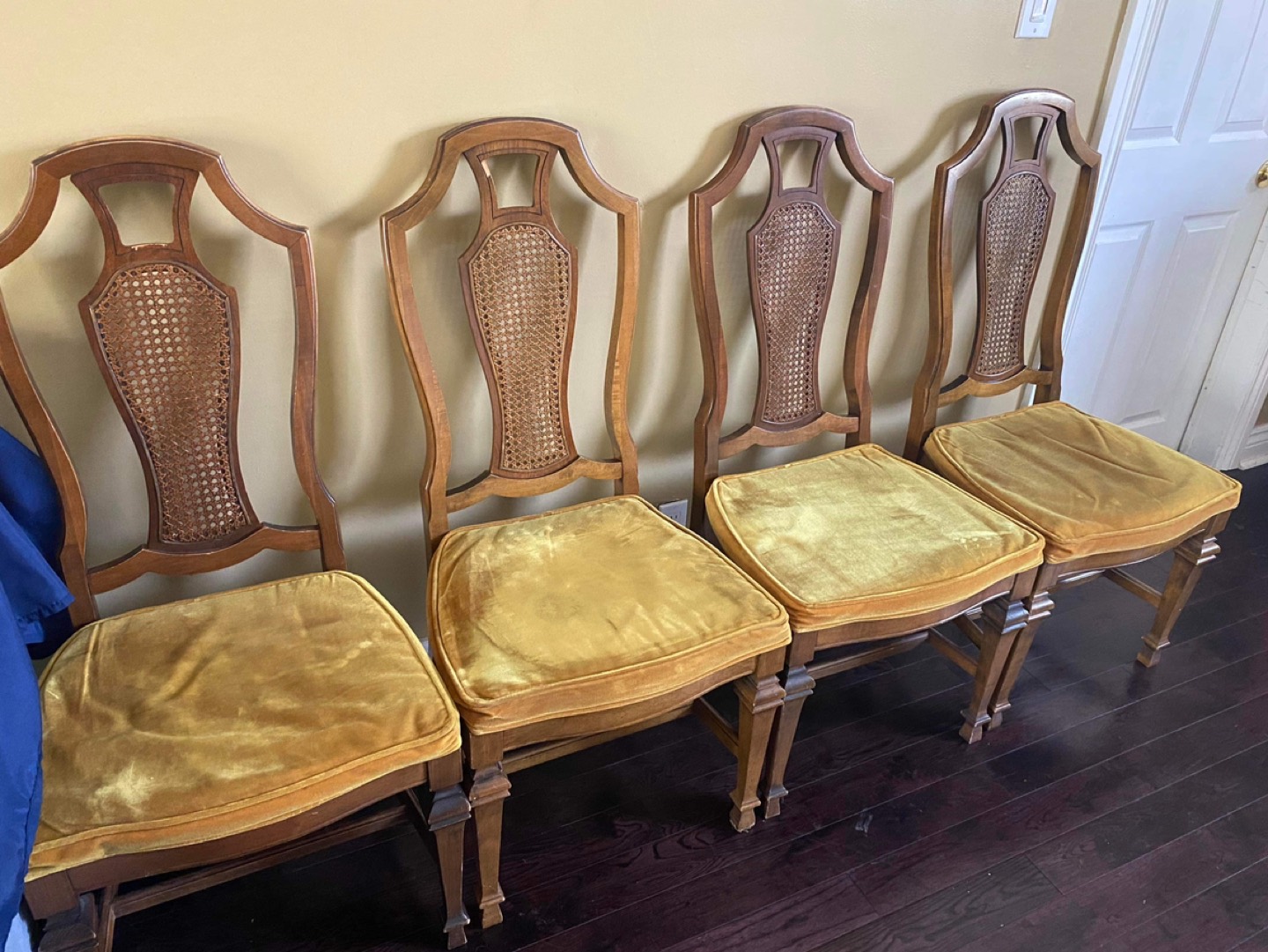 Dining table image indicator(9)