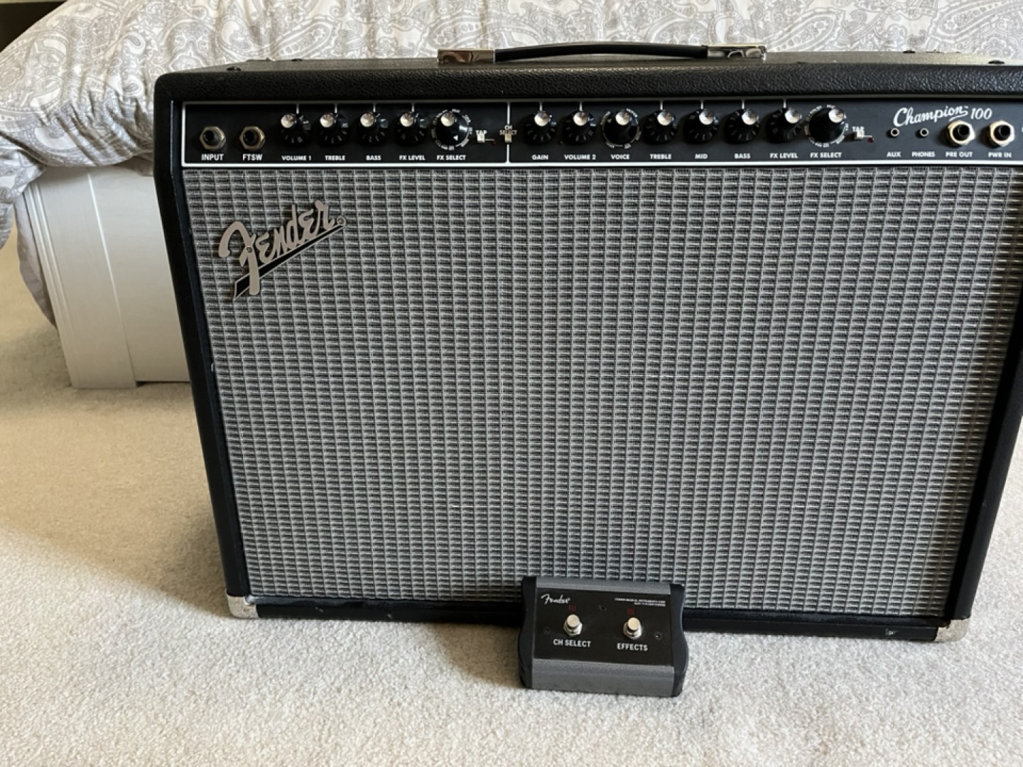Fender Champion 100 120V  Amplifier - photo 2