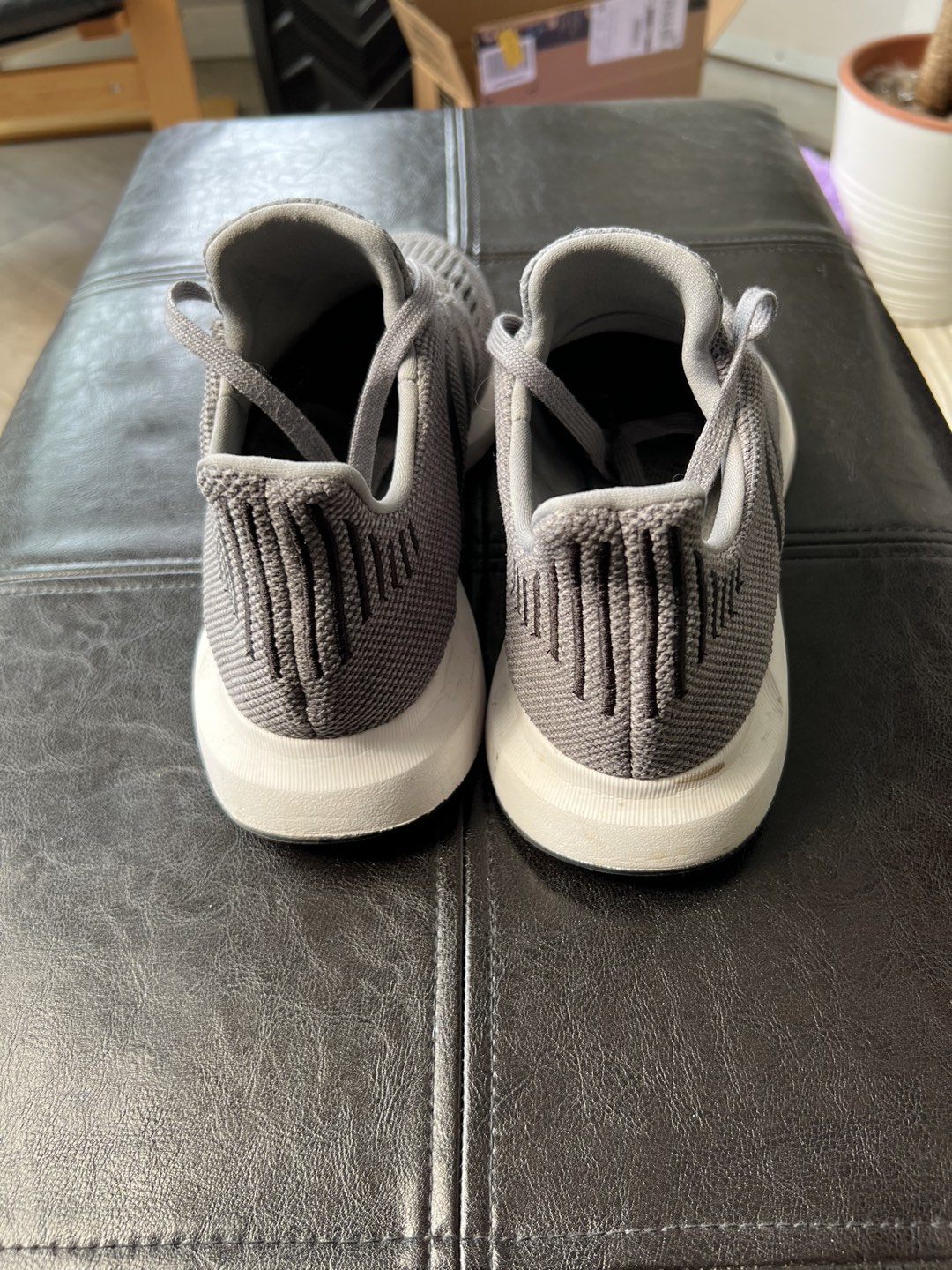 Adidas Men’s Sneakers Size 10.5 - photo 3