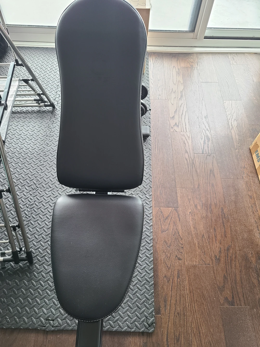 Barely used incline decline bench - photo 3