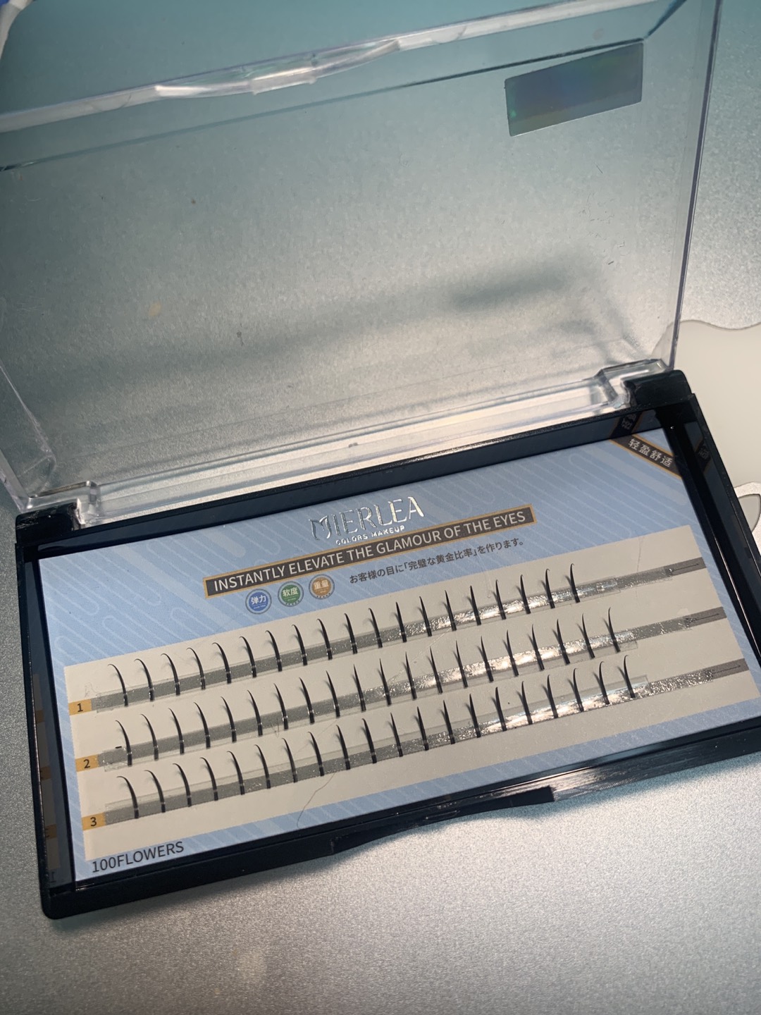 False eyelashes