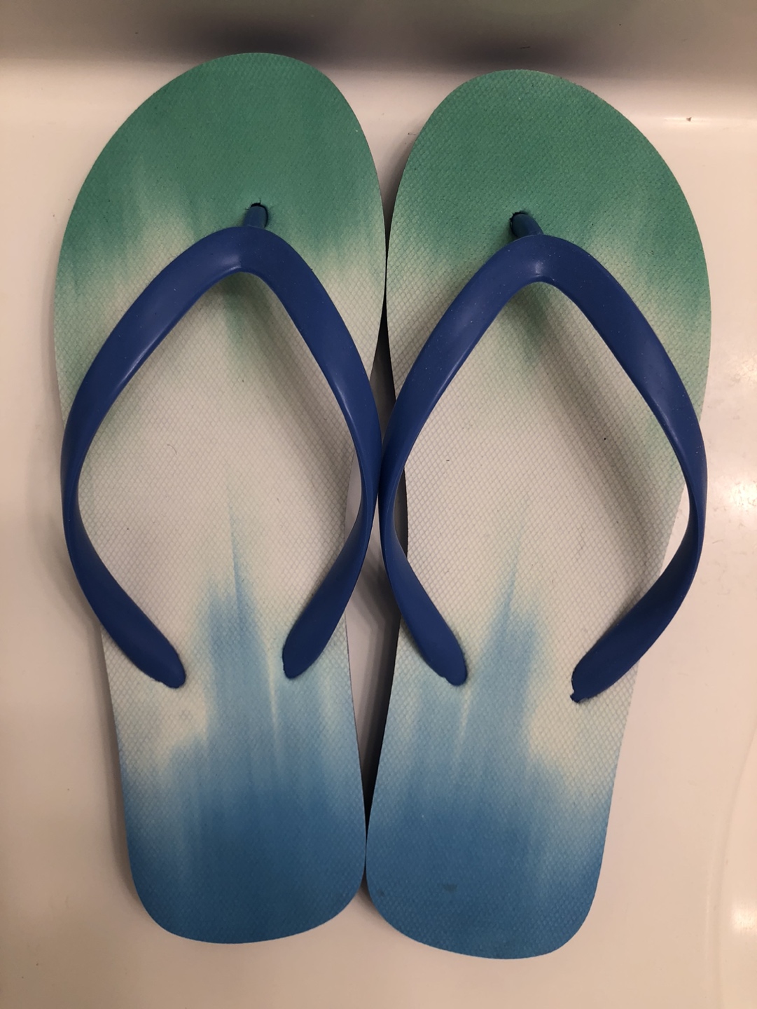 #Freecycle Teens beach flip flops Free