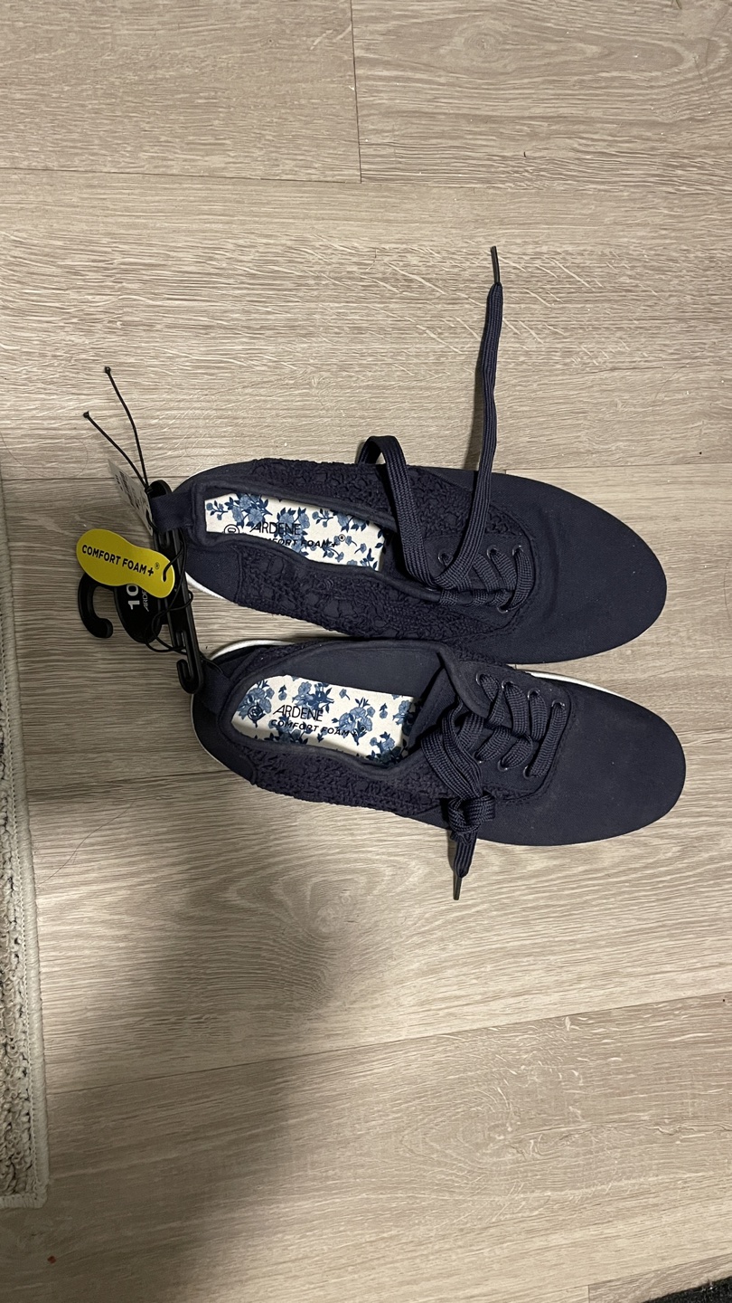 Brand New ballerina- Size 10
