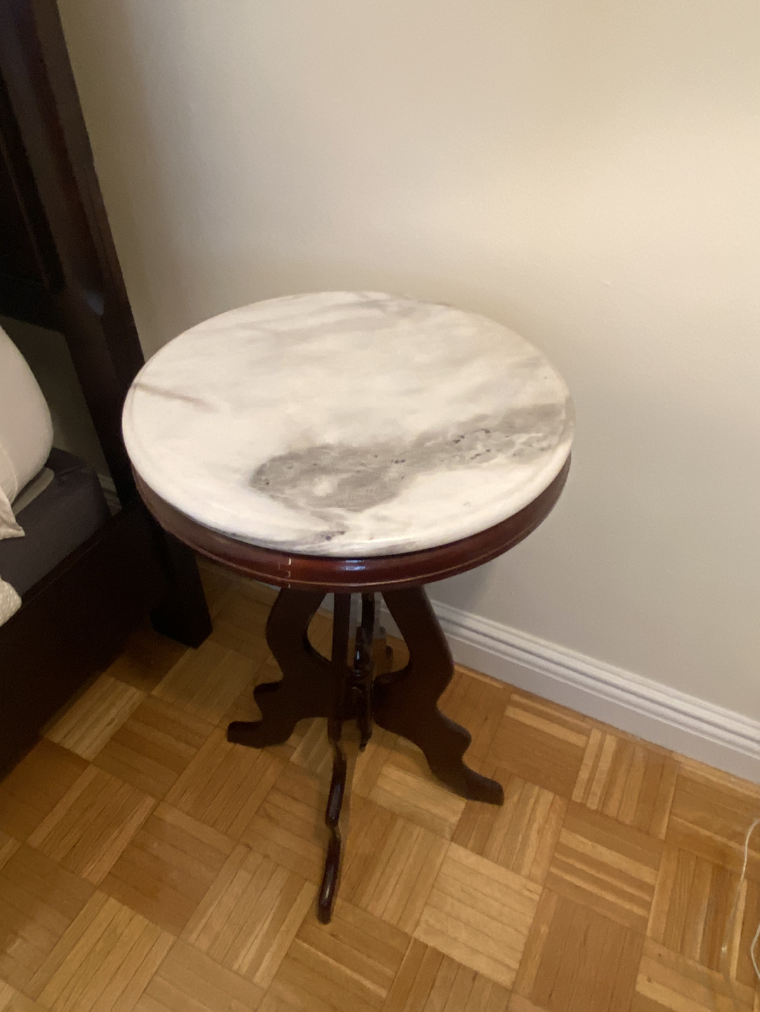 Small Marble Nightstand - photo 4