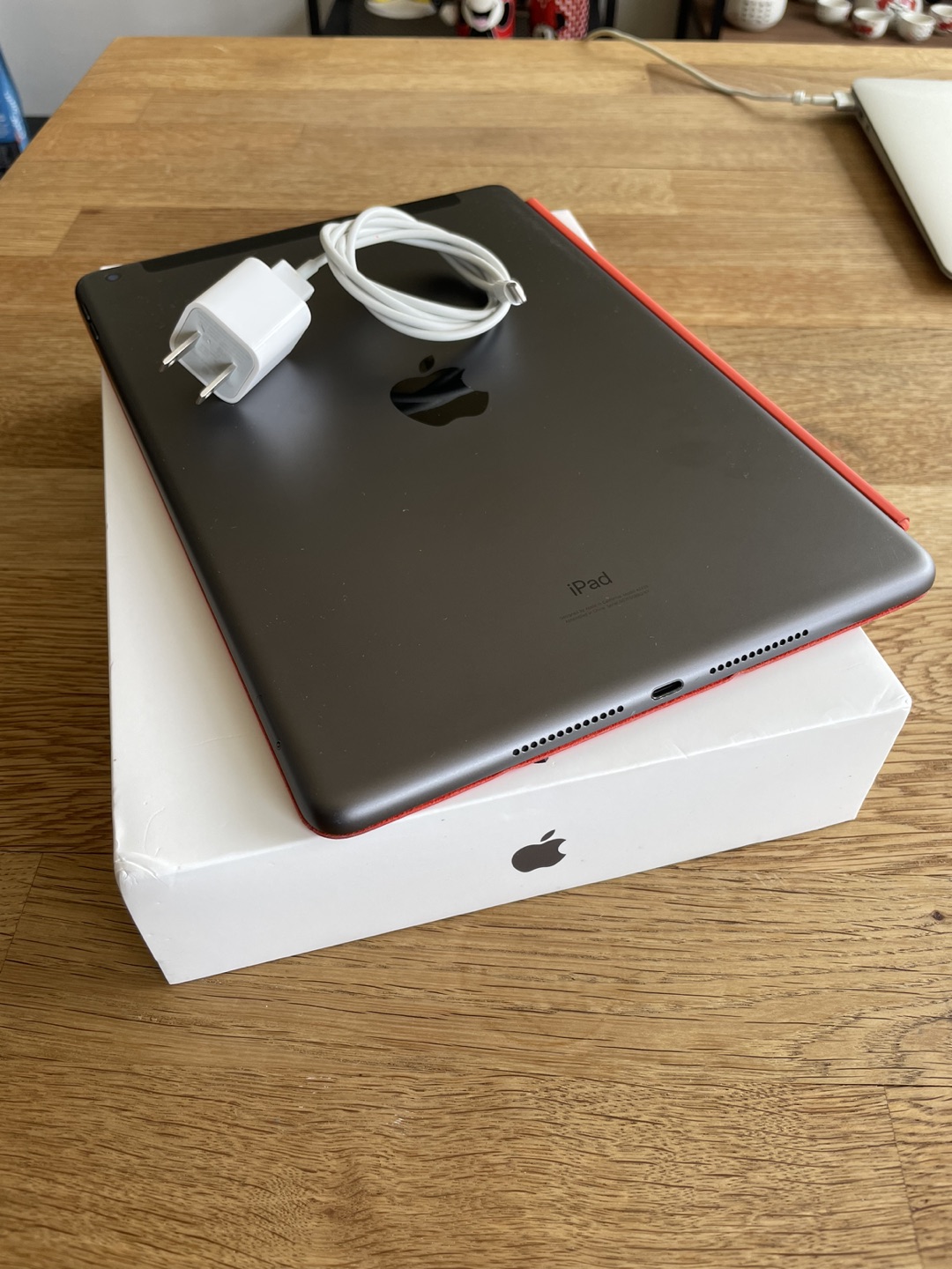 iPad 8th generation - photo 5
