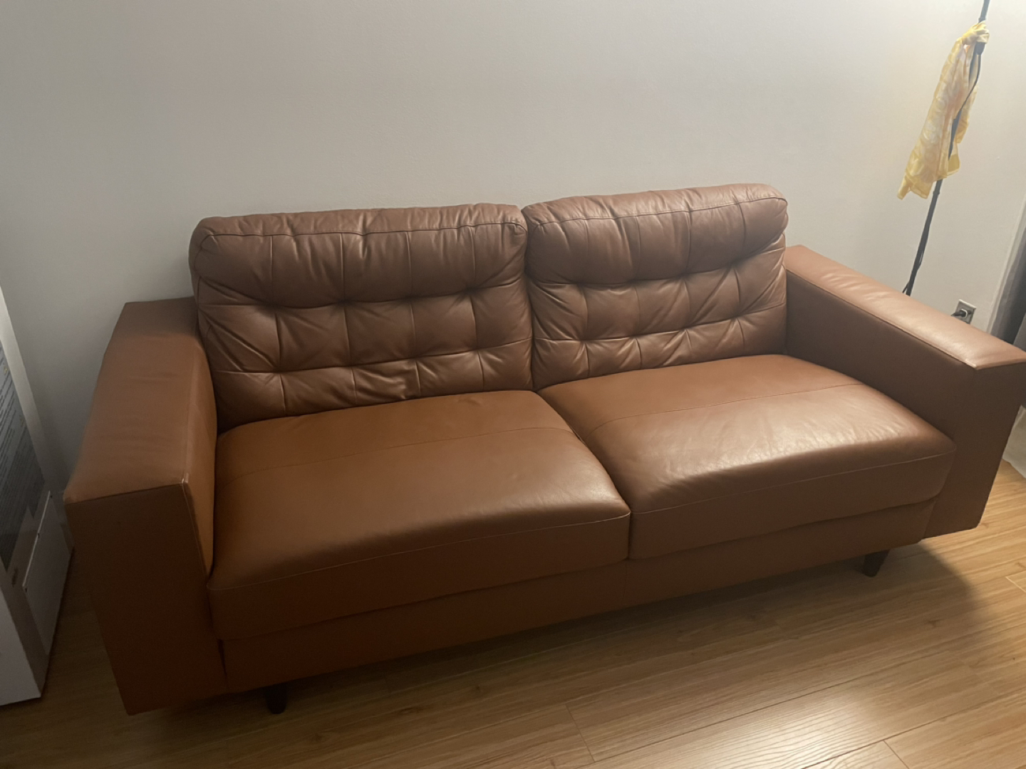 Perfect condition Sofa (Tan Leather, Distinctly Home)