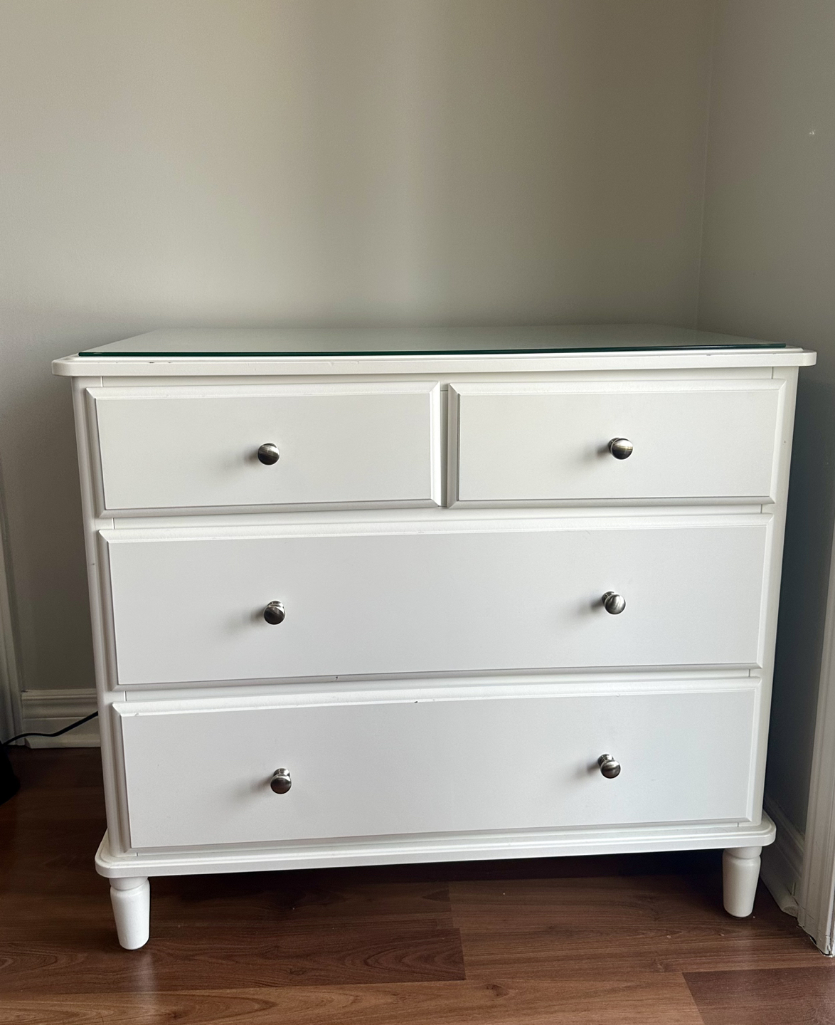 White Chester drawer thumbnail