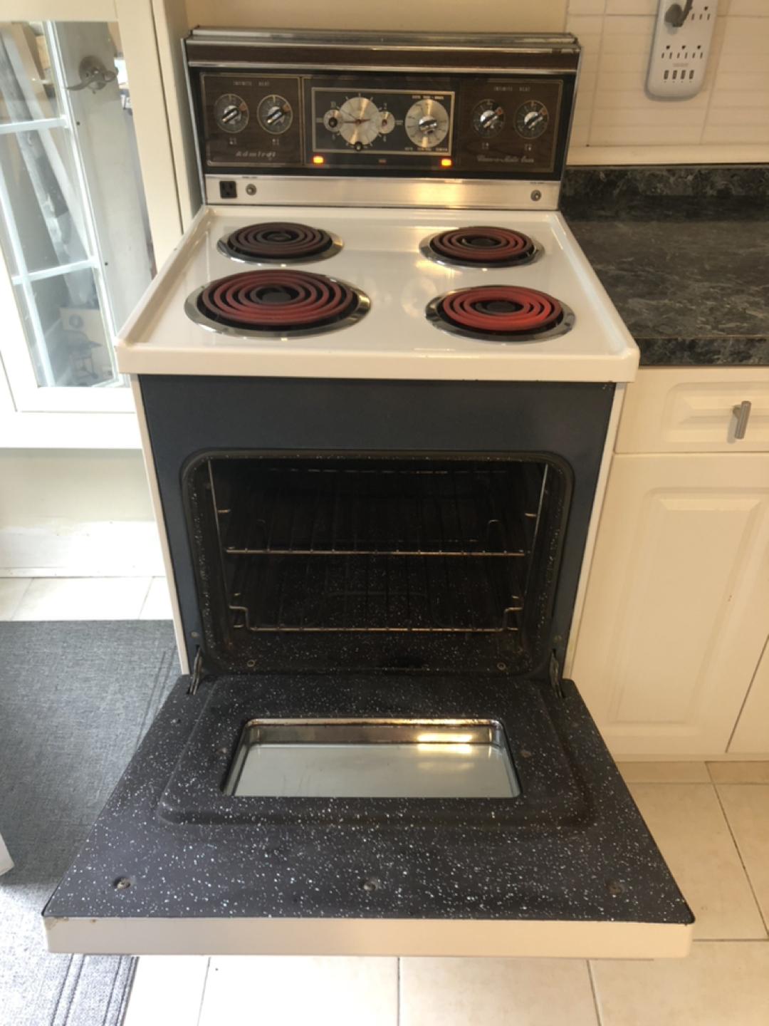 Vintage 24 inch electric coil range image indicator(4)