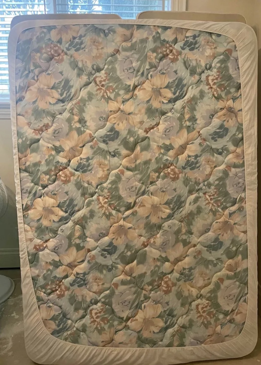 Queen mattress thumbnail