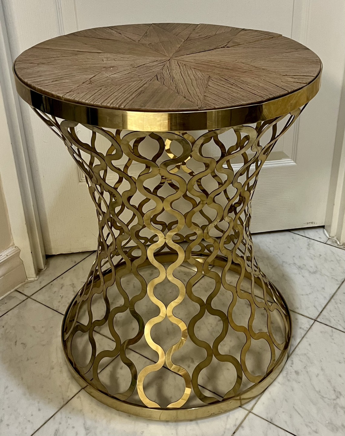 Side Table - photo 2