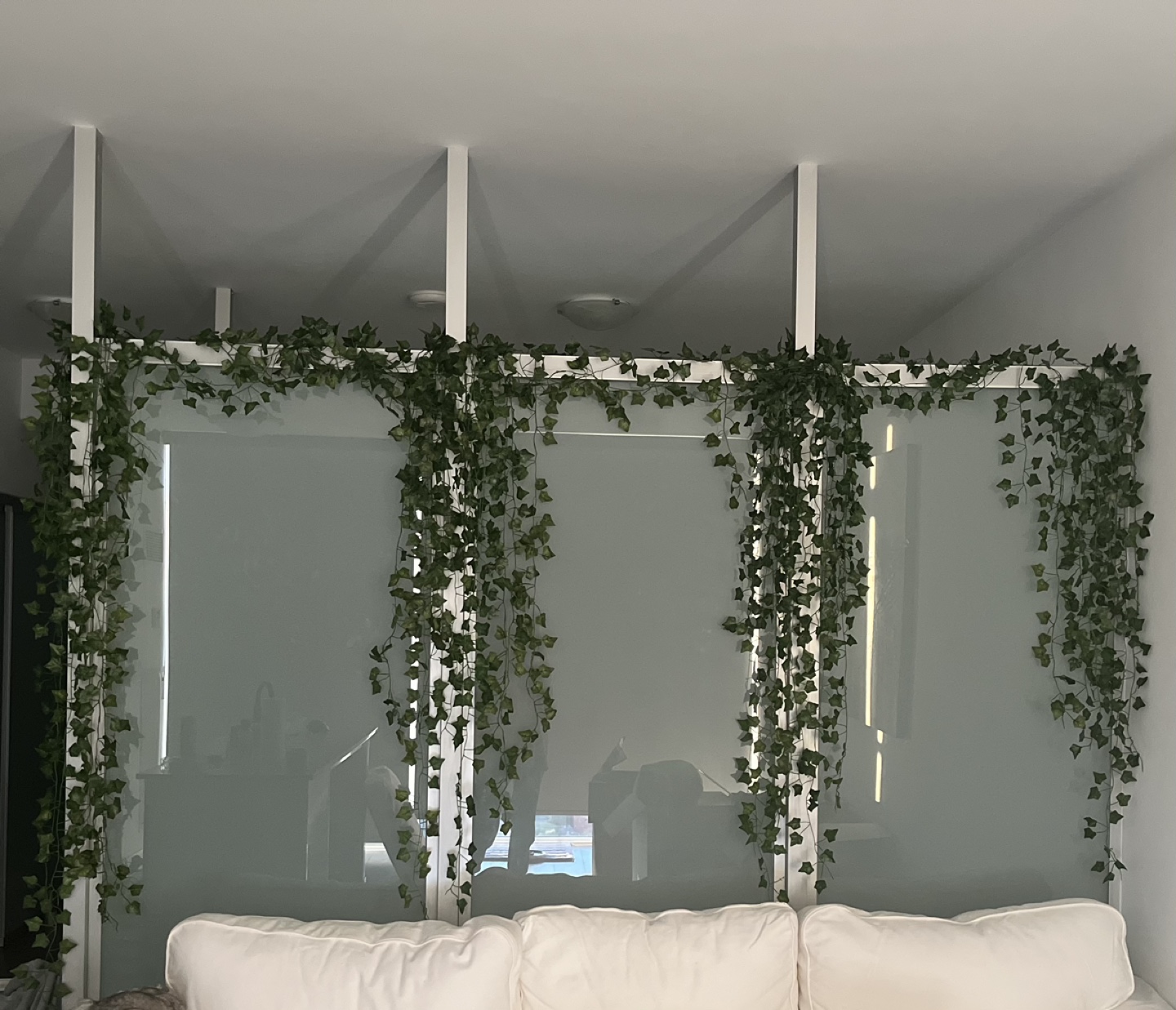 Ivy leaves (comes with fairy lights)