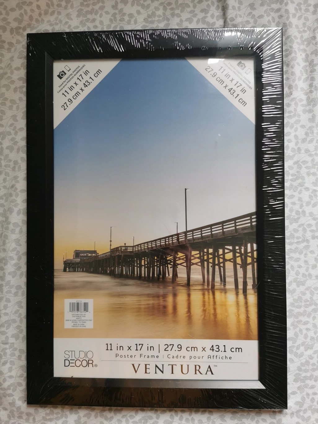 New in Wrapping Michaels Frame 11x17 thumbnail