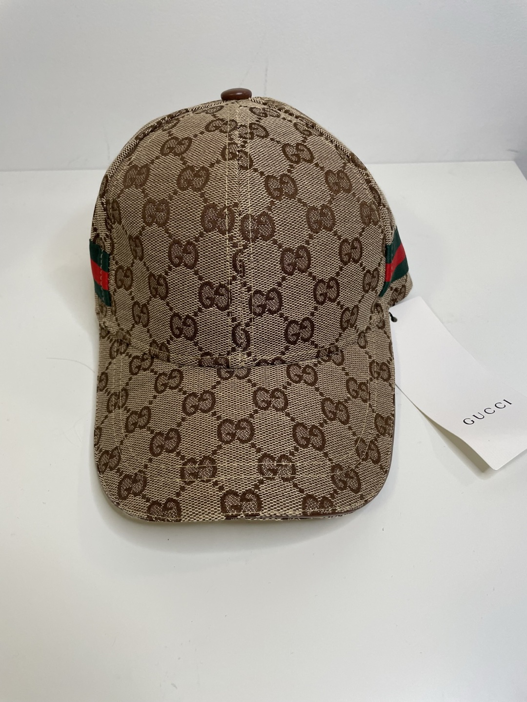 Gucci hat thumbnail