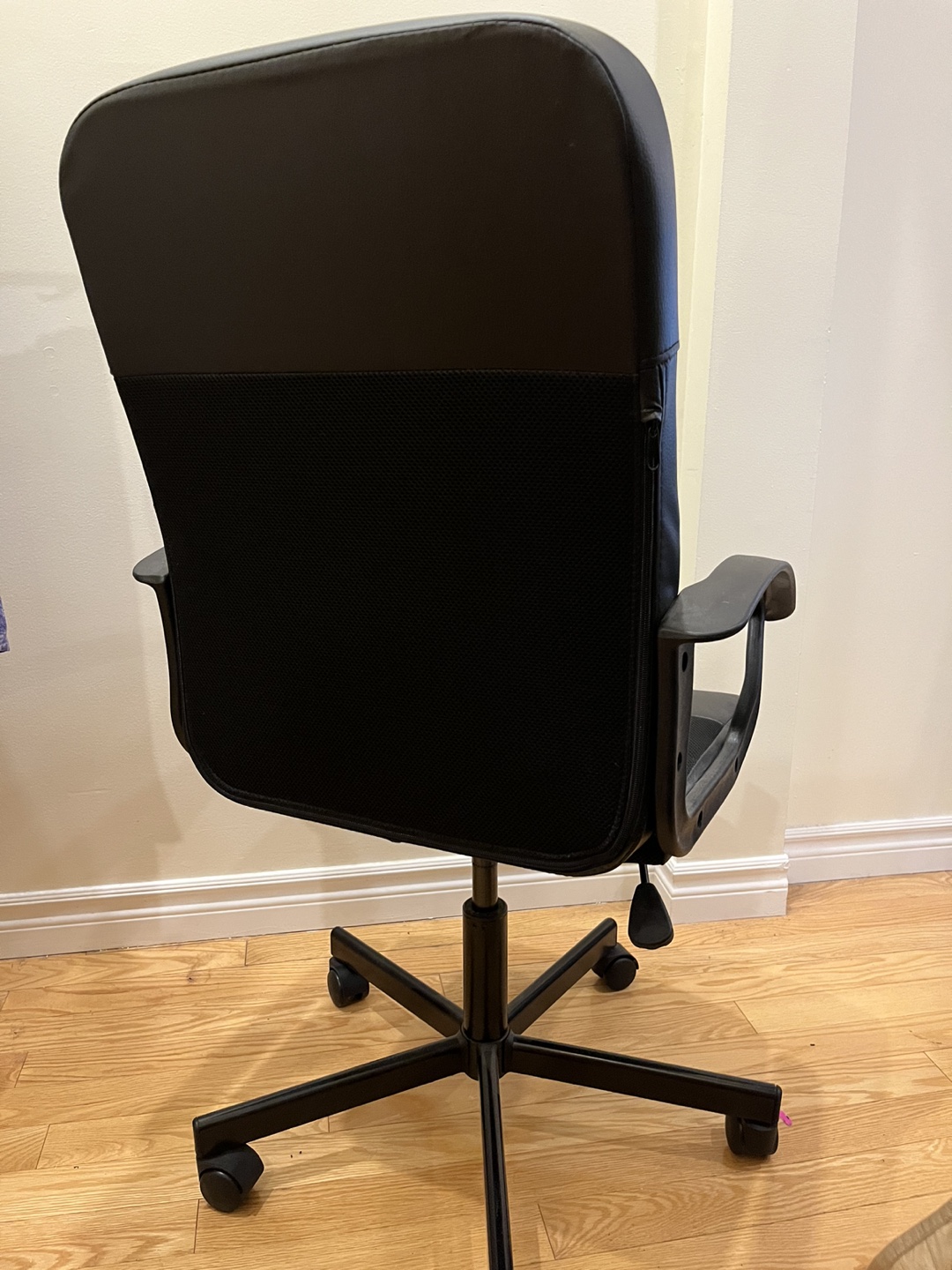 IKEA swivel chair - photo 2