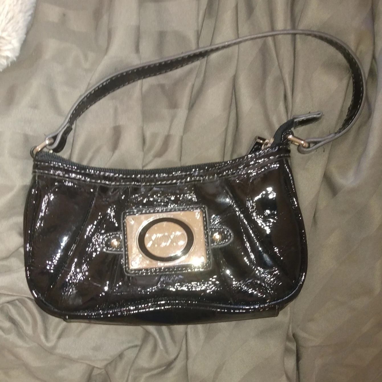 #freecycle Free Ladies XOXO purse thumbnail