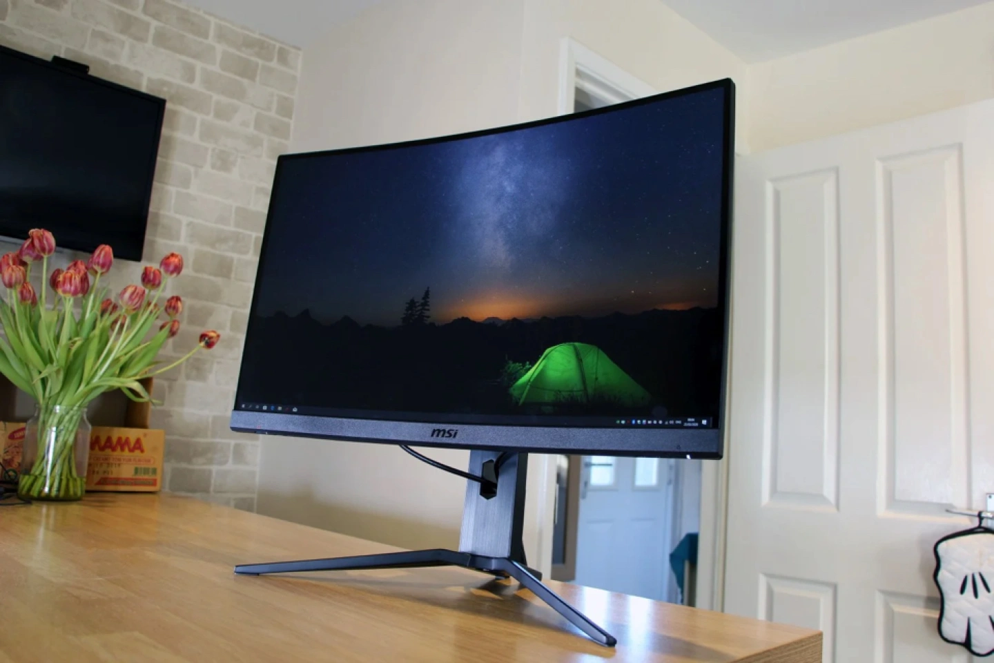 New Microsoft 27” Curved aSports Gaming Monitor | Karrot