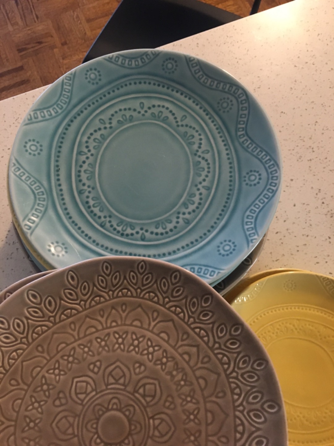 set of plates 14 pieces thumbnail