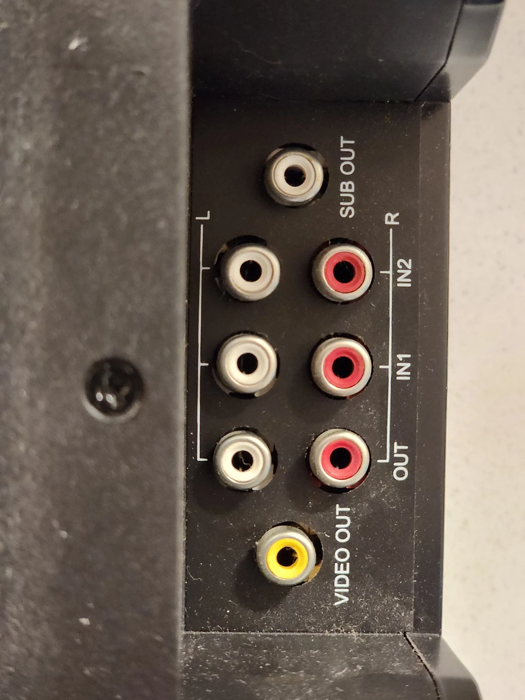 I live am/fm ipod radio $50 image indicator(5)