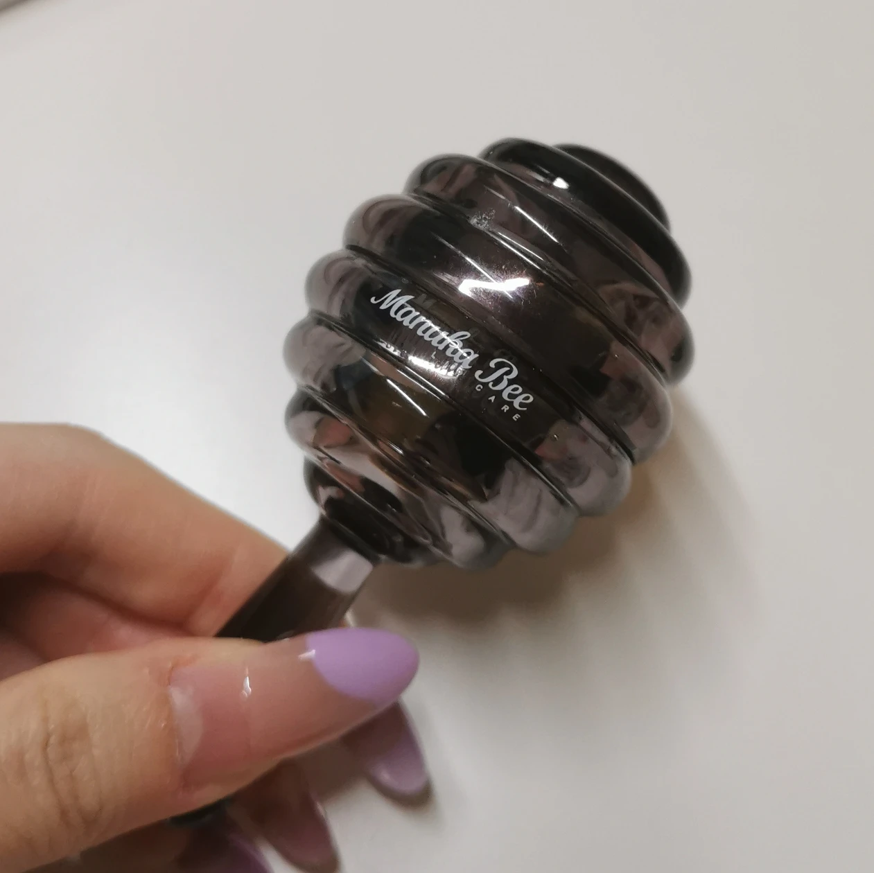 Manuka bee tinted lip balm thumbnail