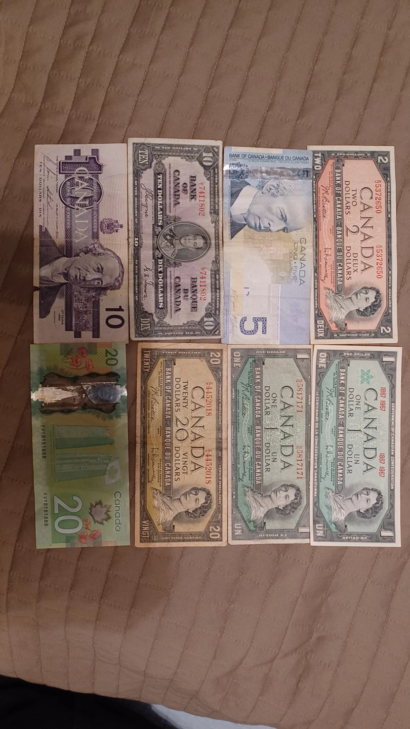 $69 face Old canadian bills and good number bundle thumbnail