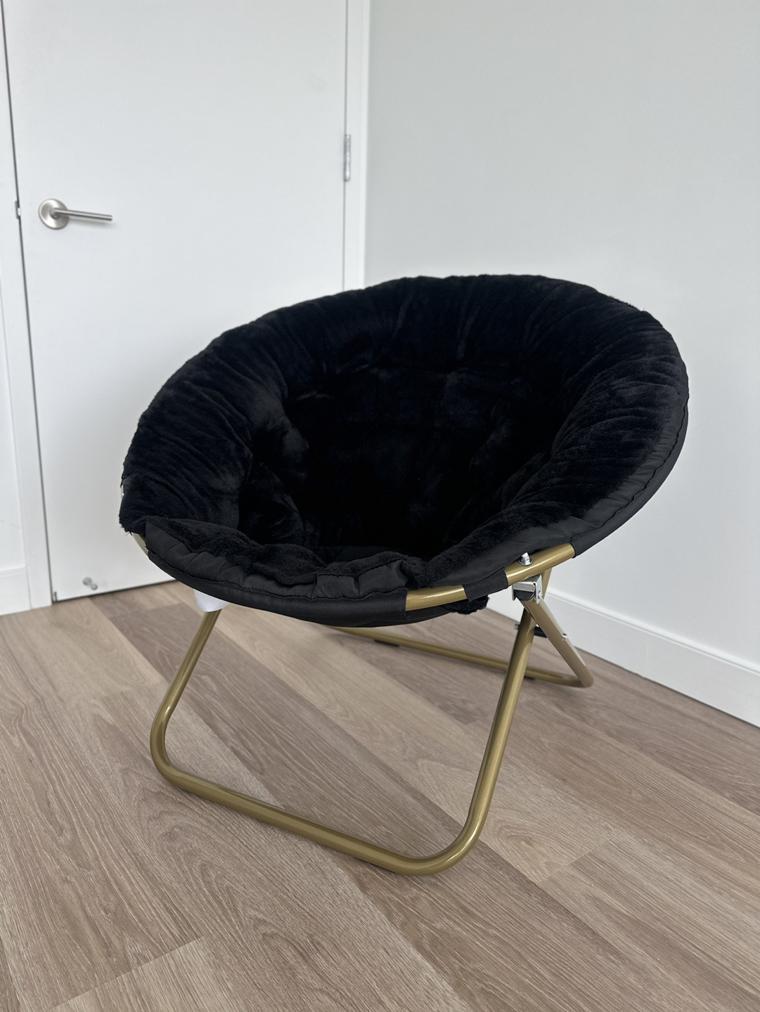 Comfortable chiar