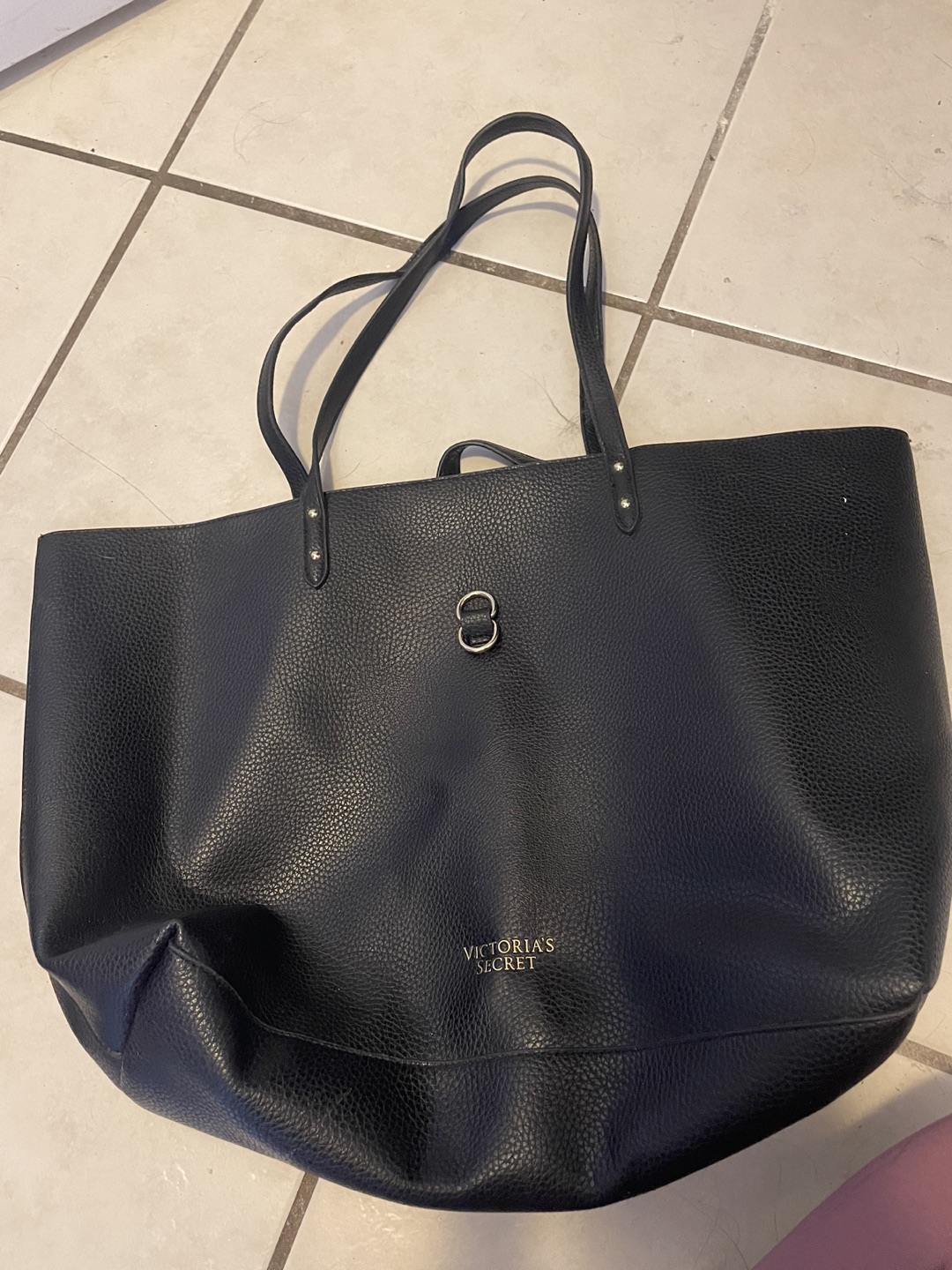 Large Victoria’s Secret Bag (With removable cosmetic bag ) thumbnail