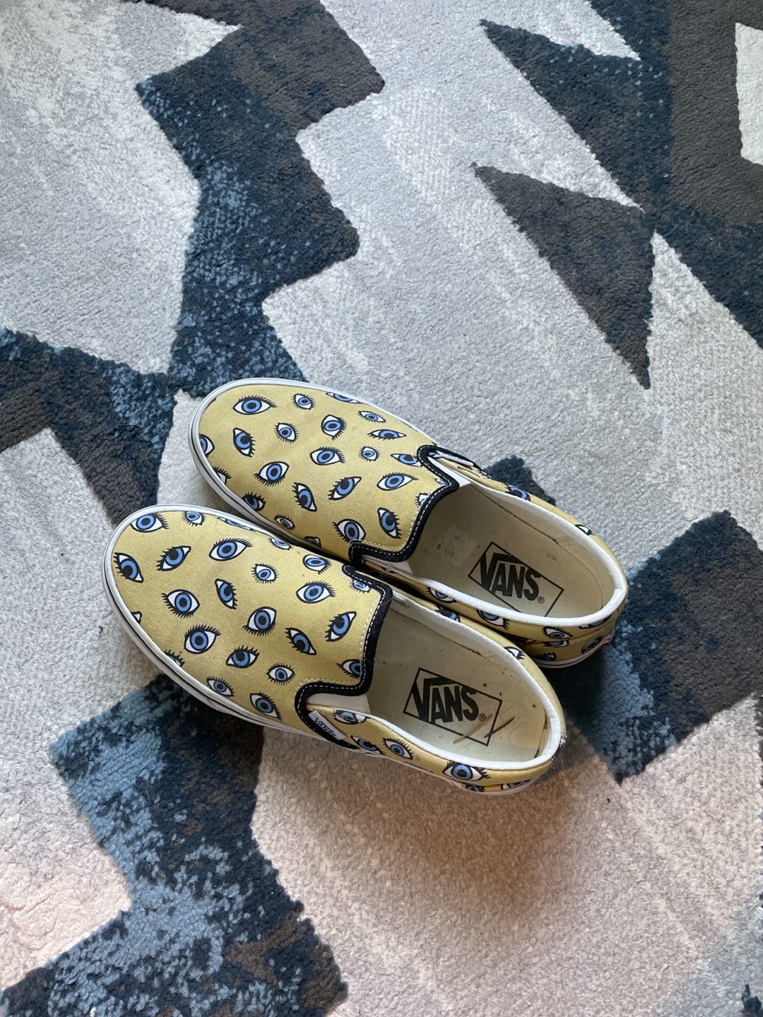 Women’s Vans!
