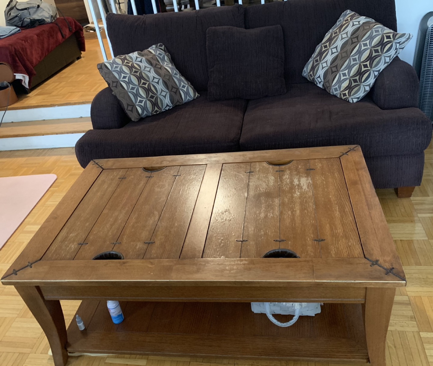 Sofa and coffee table - photo 3
