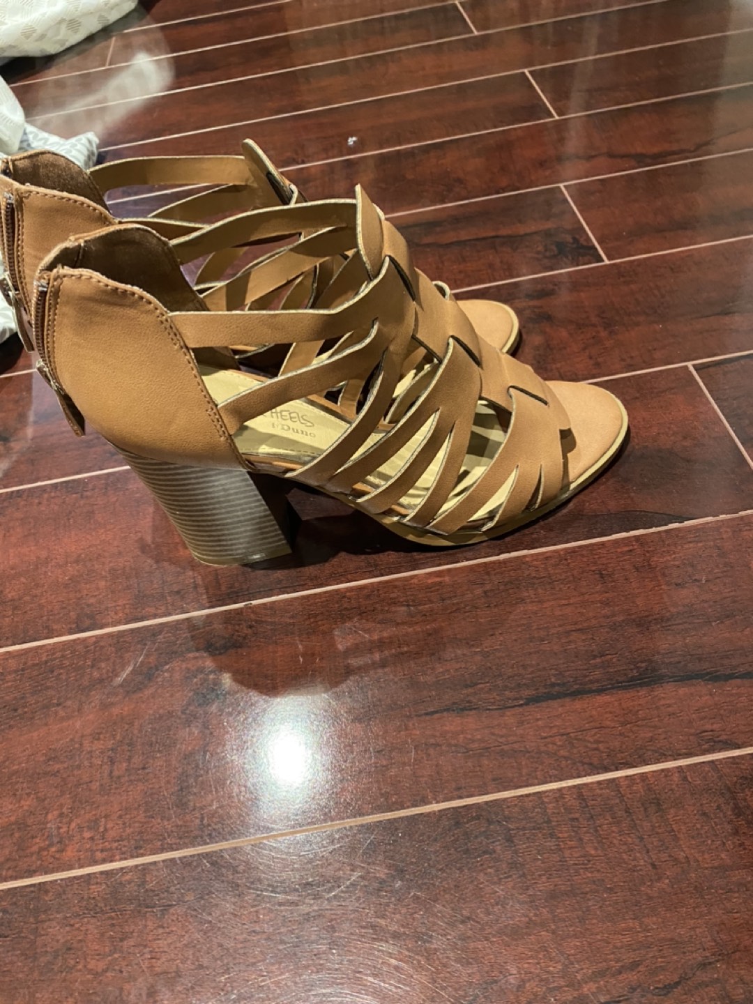 High heel sandals - photo 2