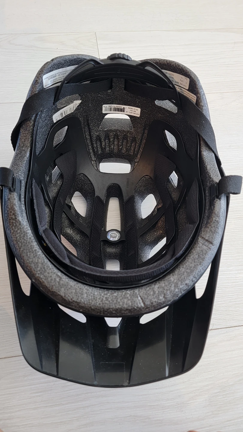 Bike Helmet - photo 3