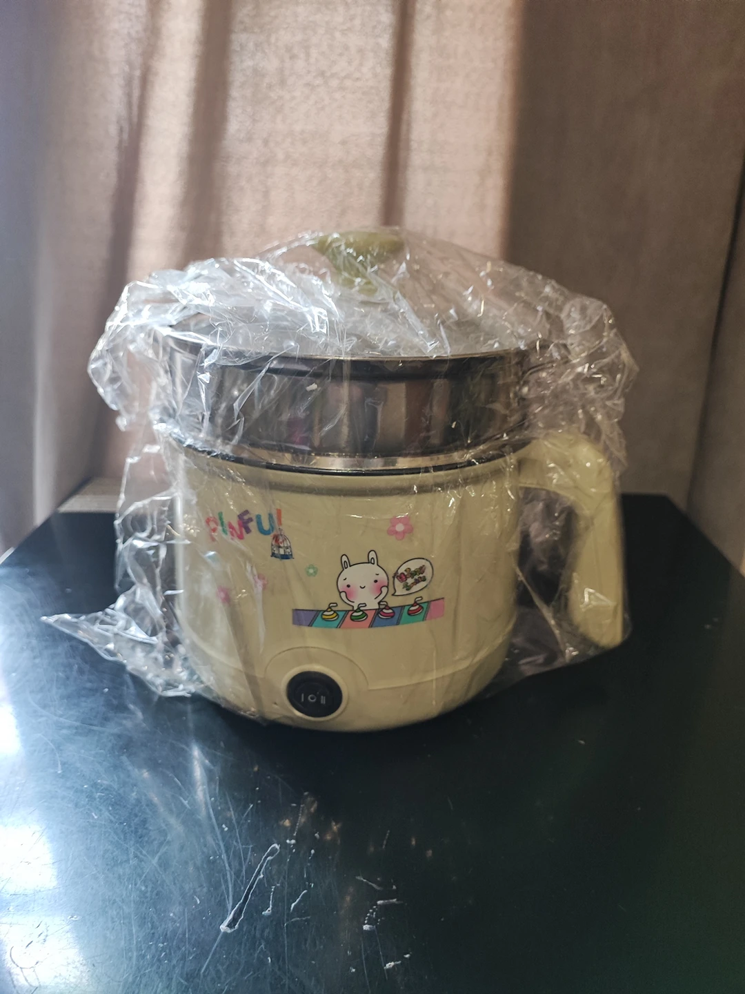MOVING SALE - Electric Cooking Pot thumbnail