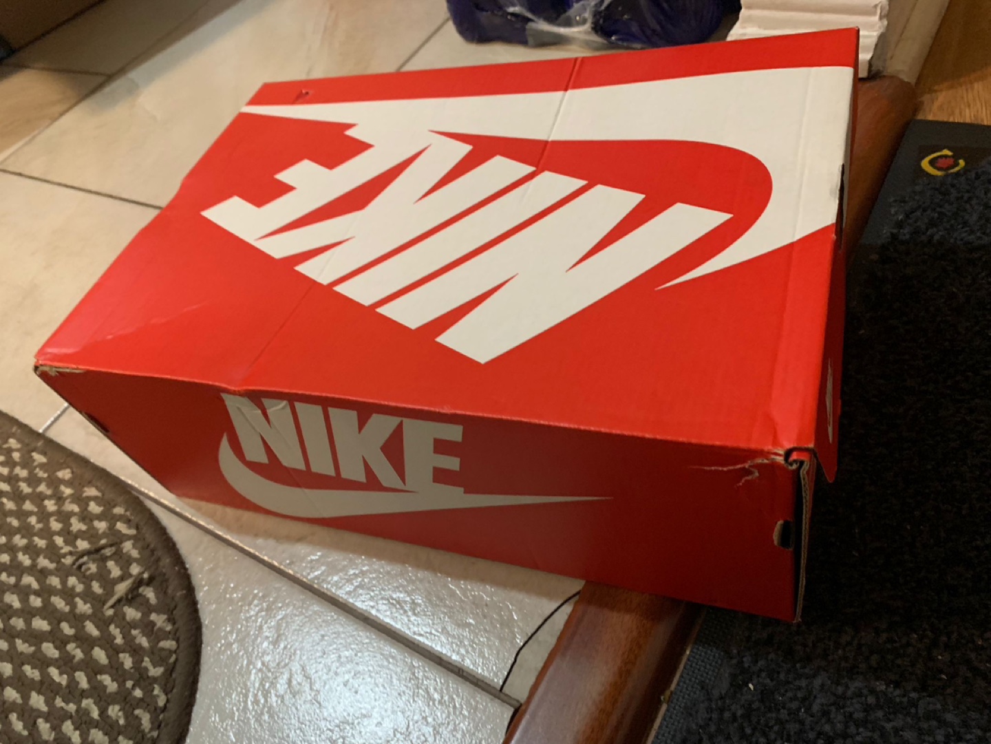 Women’s Nike Shoes image indicator(3)