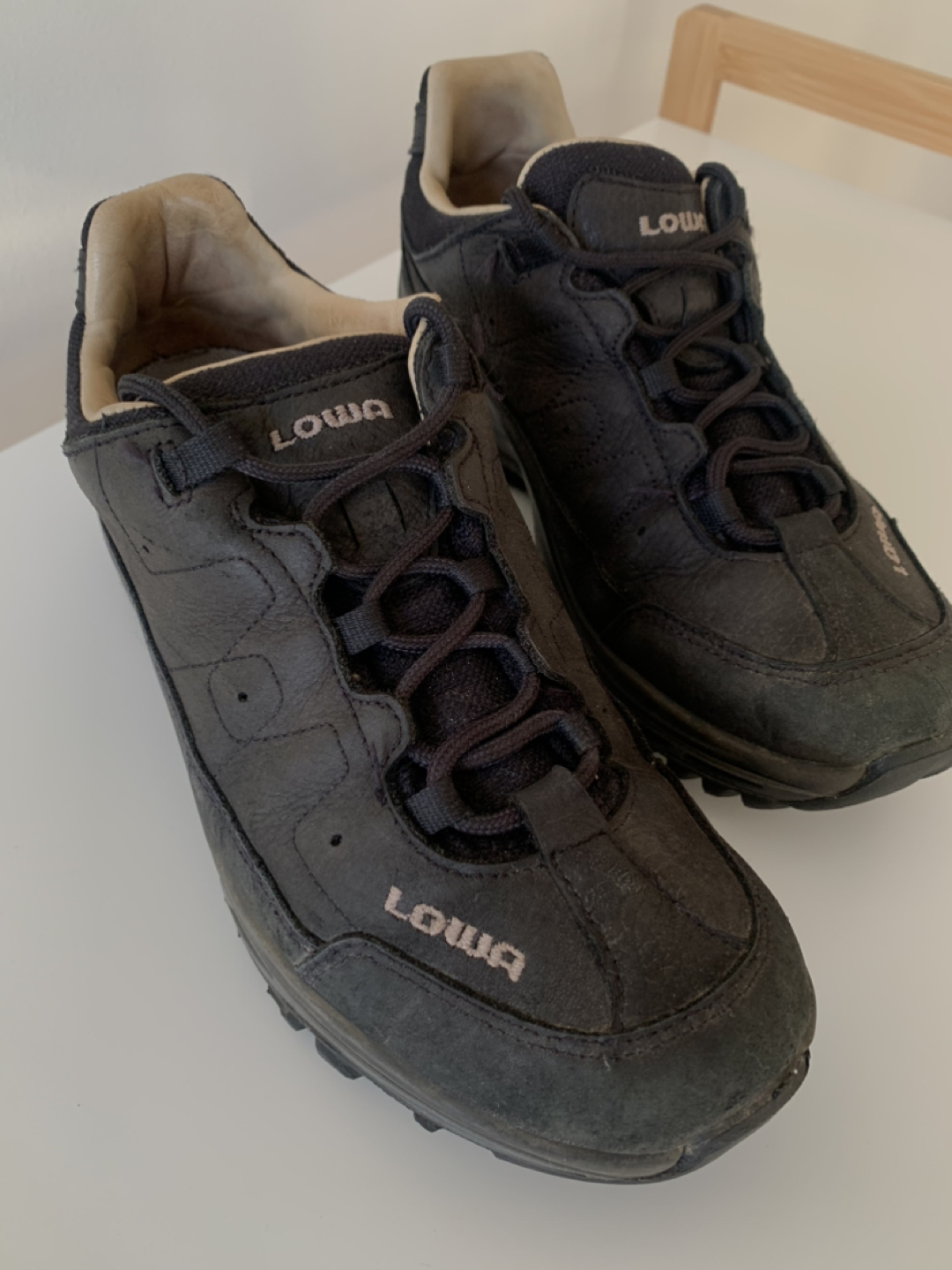 Lowa Trekking Shoes - photo 2
