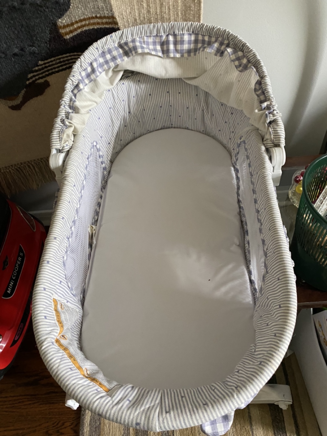 Bassinet - photo 2
