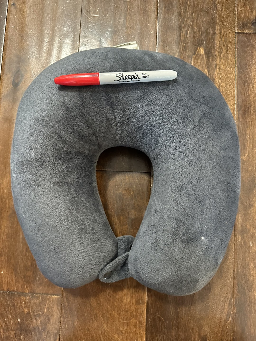 Travel pillow thumbnail