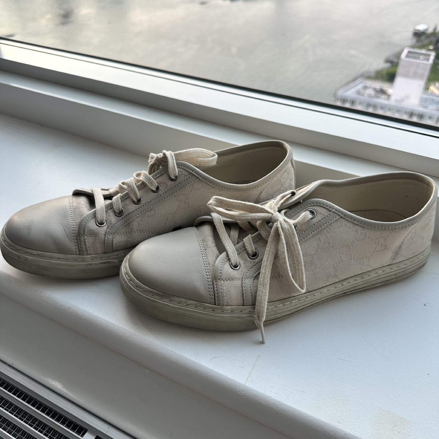 Gucci shoes