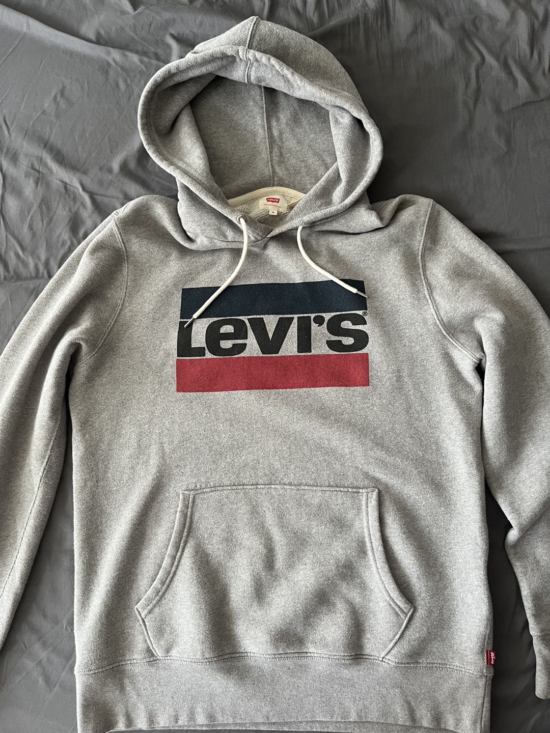 Levis hoodie (men)