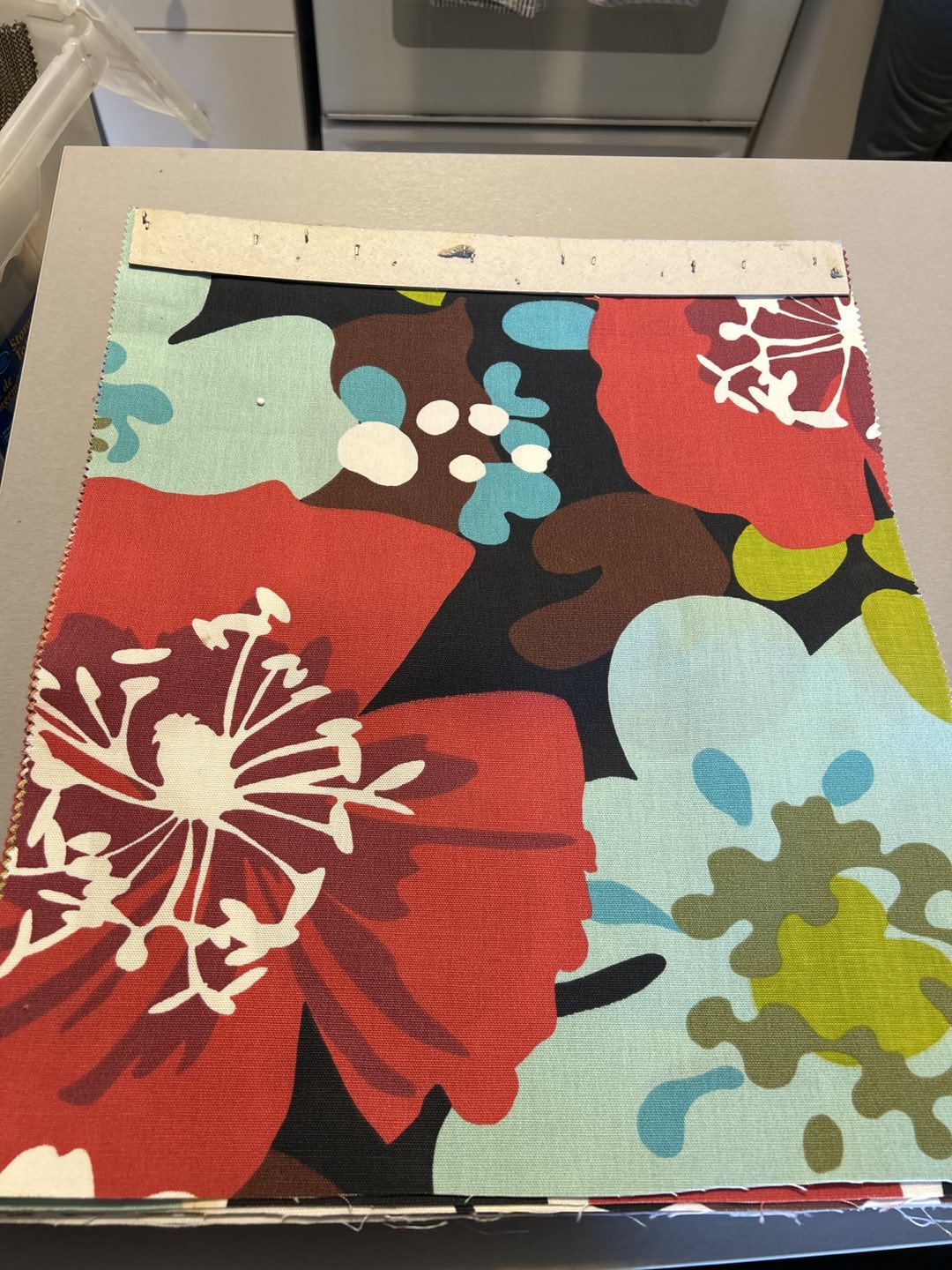 Fabric Book - Clark and a Clark image indicator(4)