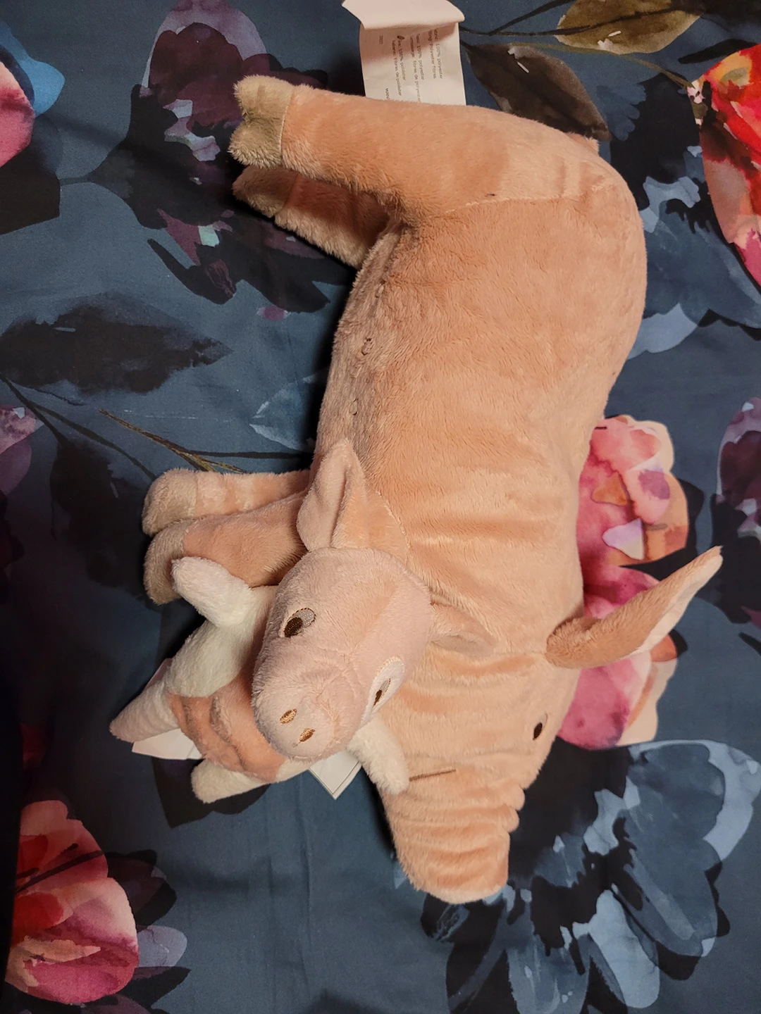 x2 Ikea stuffed animals image indicator(2)